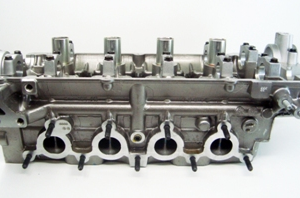 HYUNDAI ACCENT 1.4 06  VERNA 1.6 1.5 16V XCITE     CABEZOTE